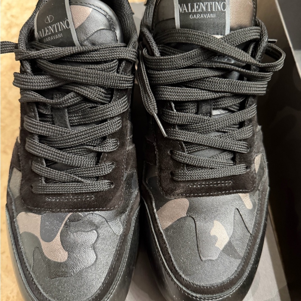 Valentino Garavani Men's Black and Gray Camouflage Sneakers